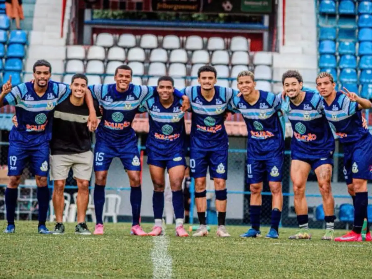 Macaé joga com nove jogadores do Olaria