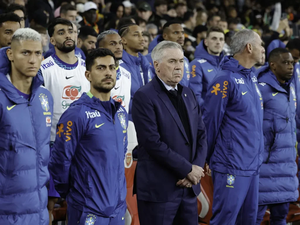 Seleção Brasileira está em Lille para enfrentar a Tunísia; veja detalhes