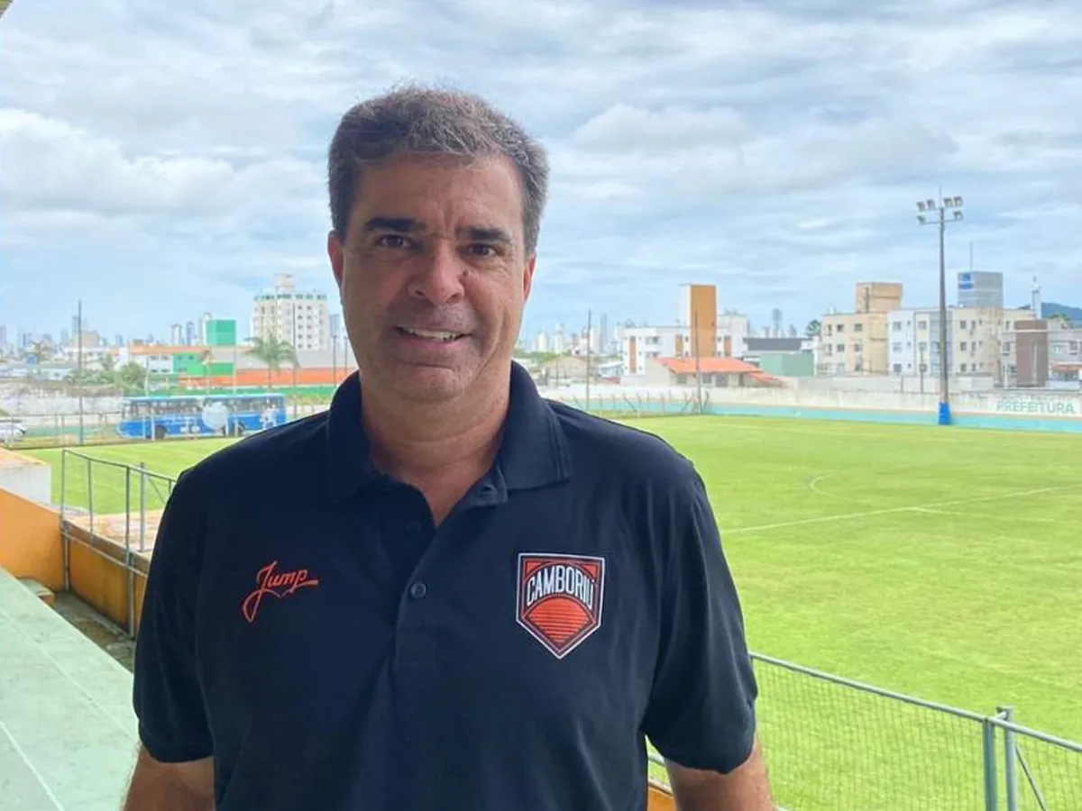 Júnior Lopes, técnico de futebol, será o convidado do RTI Esporte Cast