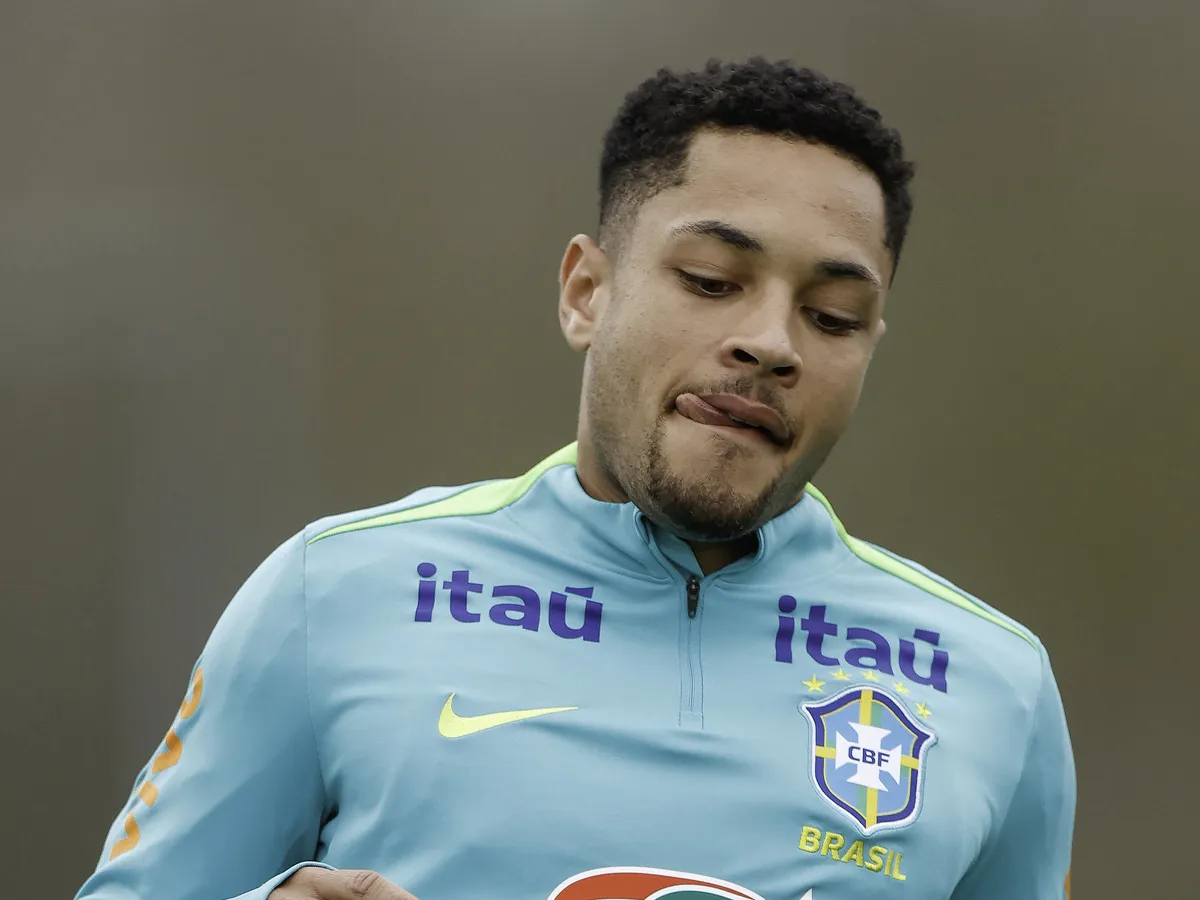 Vitor Roque, atacante