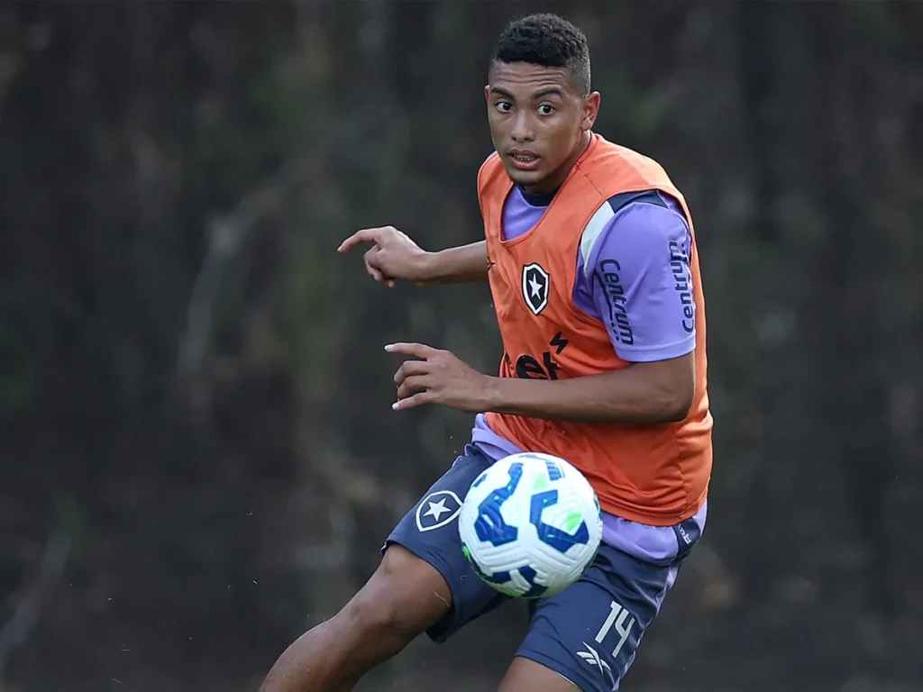 Botafogo: Jordan Barrera pode ser relacionado para jogo com o Sport; saiba detalhes