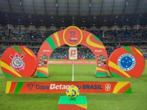 Cruzeiro x Corinthians: saiba como jogam os times pela Copa do Brasil