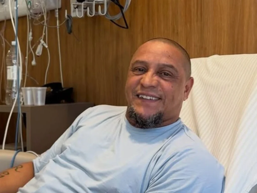 Roberto Carlos se posiciona sobre problemas cardíacos: "Bem sucedido"