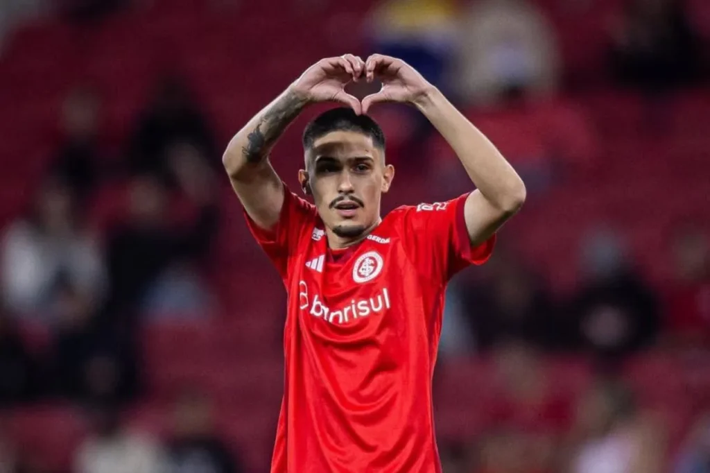 Com aval de Abel Braga, Internacional cogita filho de Fernandão para 2026