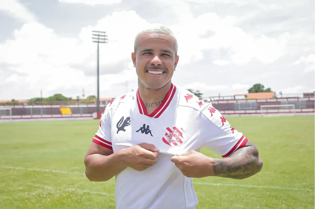 Cariocão 2026: Bangu vai ao mercado e contrata ex- atacante de Corinthians, Grêmio e Paysandu