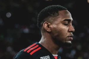 Flamengo: Lorran perde espaço no Pisa e vê cláusula de compra ameaçada; entenda