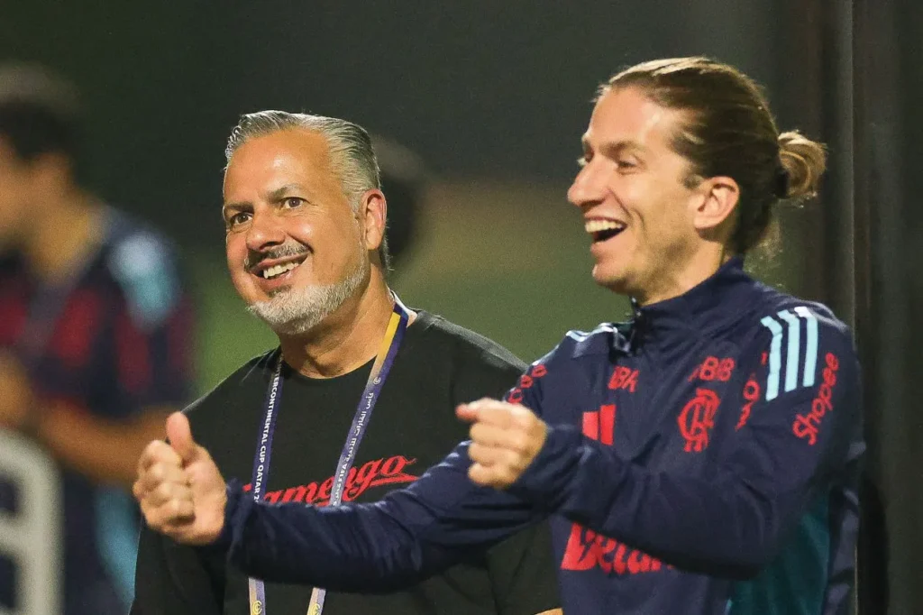 Flamengo revê planejamento e projeta saída de dois jogadores após Copa Intercontinental