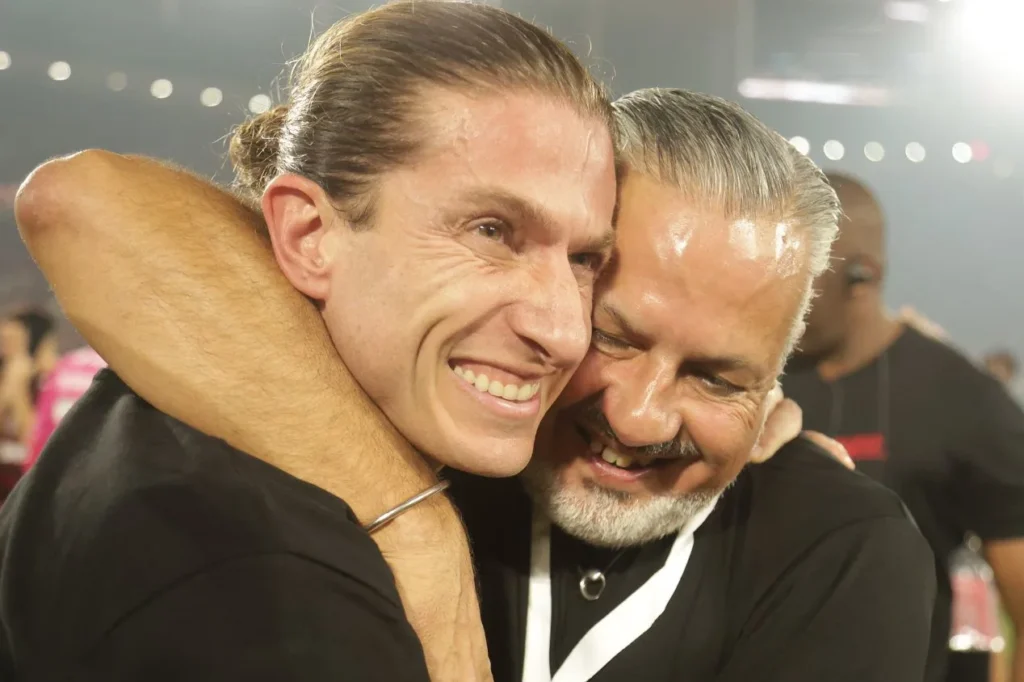 Bastidores: saiba o valor da multa rescisória de Filipe Luís no Flamengo