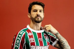 Alto salário inviabiliza saída de Everaldo do Fluminense; saiba detalhes
