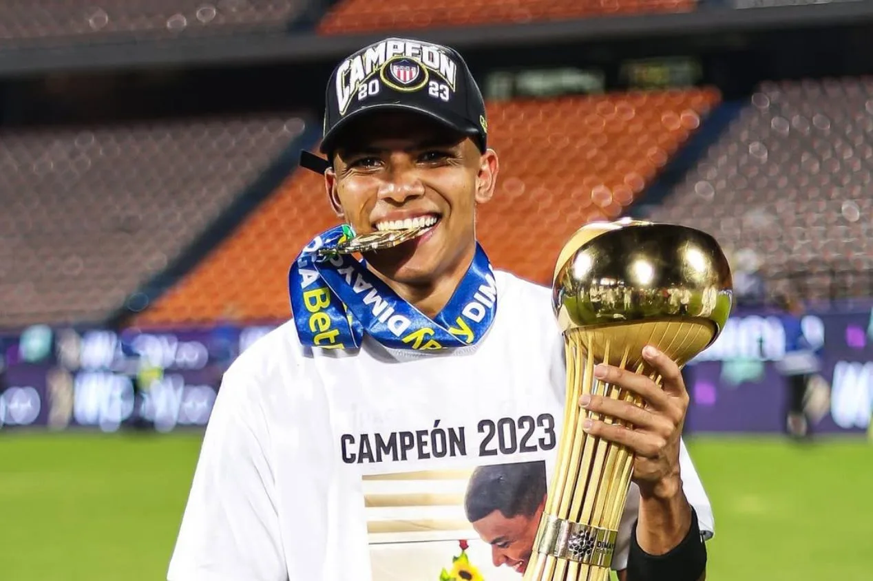 Grêmio tenta driblar resistência do Junior Barranquilla por José Enamorado; entenda a operação