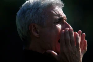 Efeito Luís Castro: saiba quanto o Grêmio planeja economizar com saída de jogadores