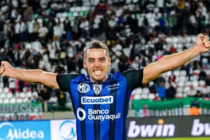 Atlético-MG faz sondagem por Cláudio Spinelli, mas não entrará em leilão com Botafogo pelo jogador; saiba detalhes