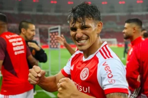 Internacional estabelece preço por Alexandro Bernabei diante de interesse do River Plate; saiba valor