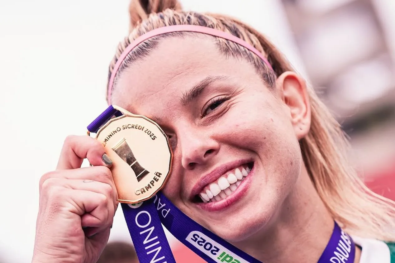Futebol Feminino: Palmeiras renova com lateral e atende pedido de Rosana Augusto