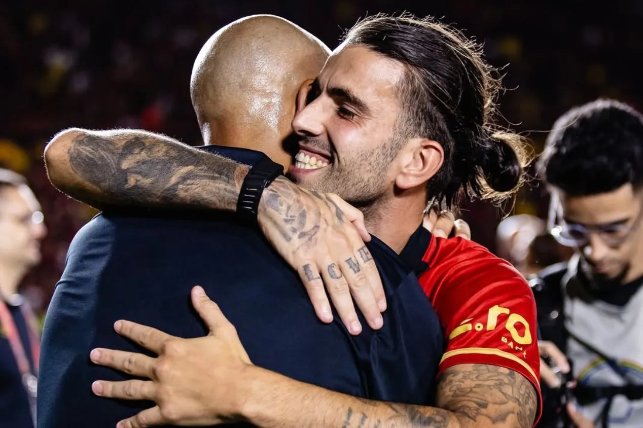 Sport avalia renovação automática de Sérgio Oliveira para até 2026; saiba valor