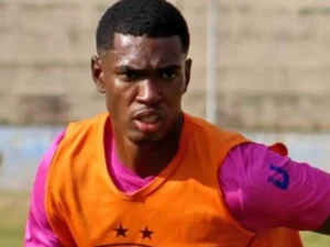 Carlos Medina interessa ao Remo