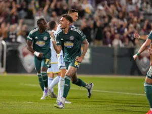 Rafael Navarro entra no radar do Santos