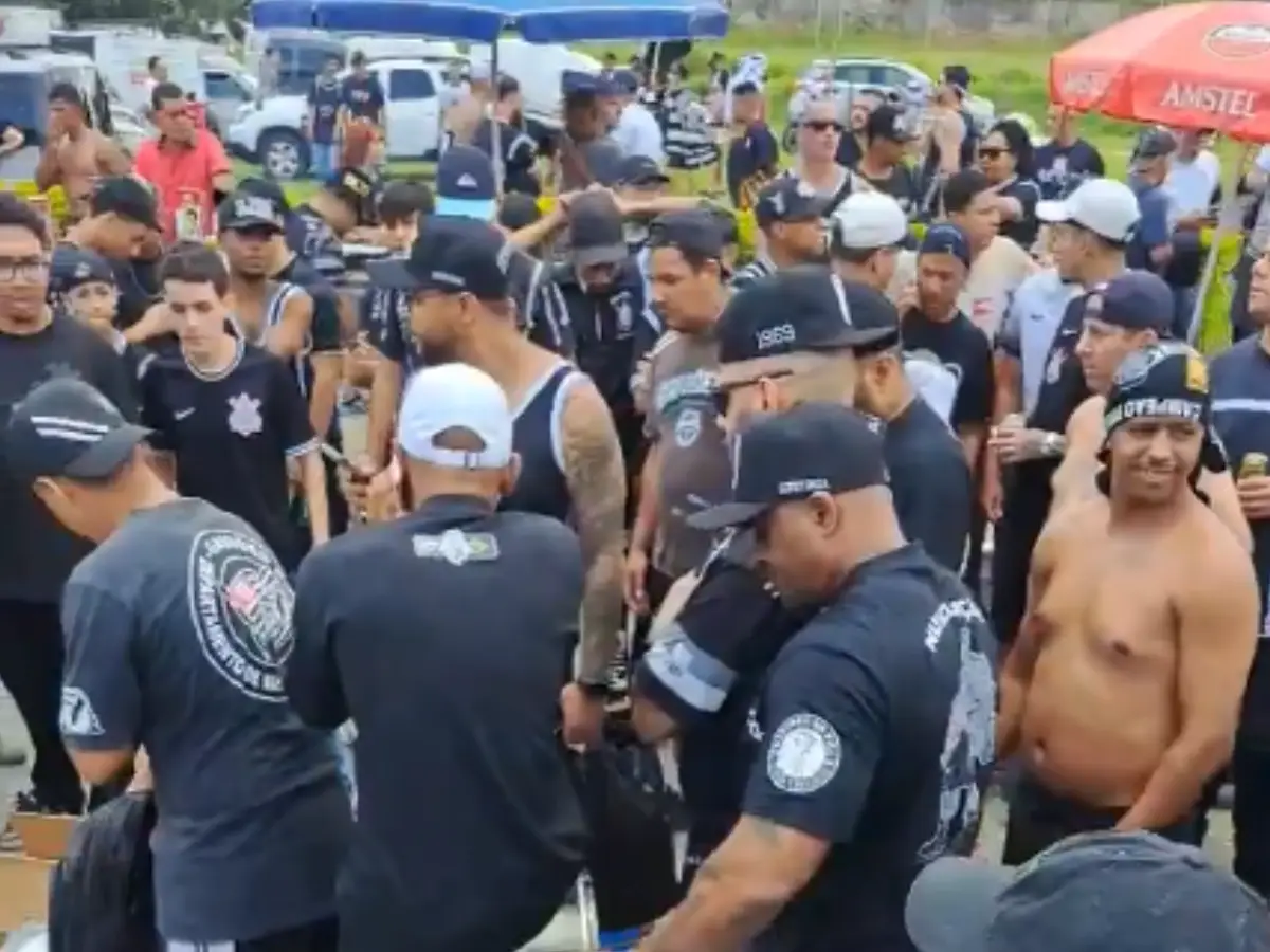 Corinthians viaja para o Rio de Janeiro com apoio do torcedor
