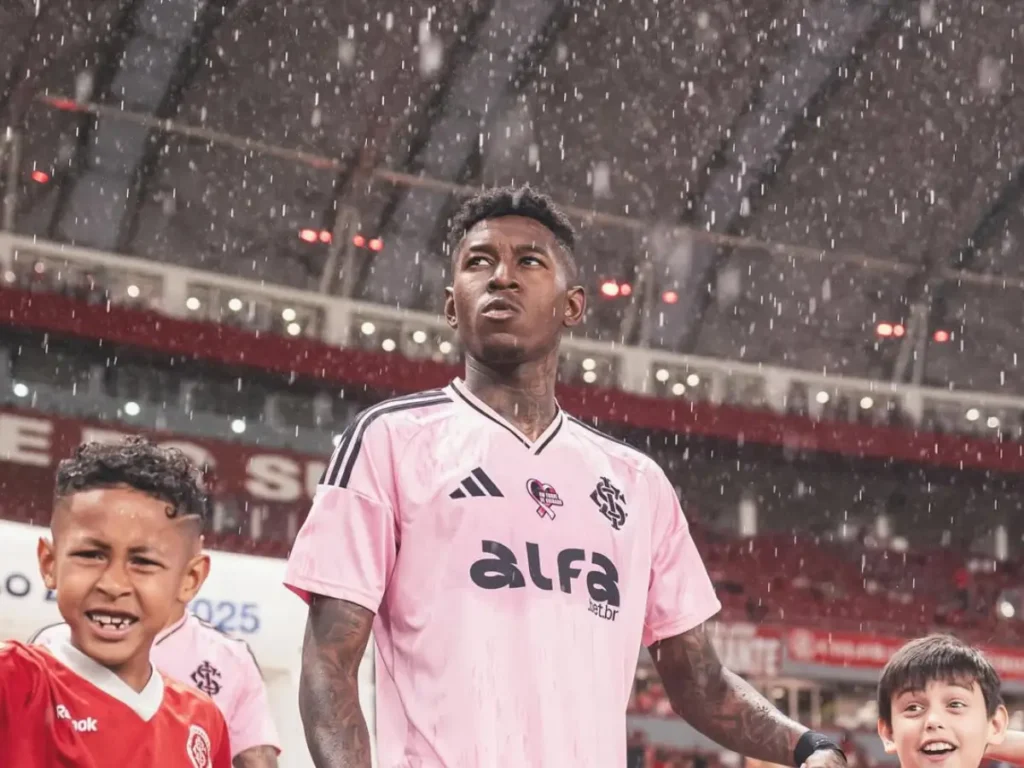 Vitão entra no radar do Palmeiras