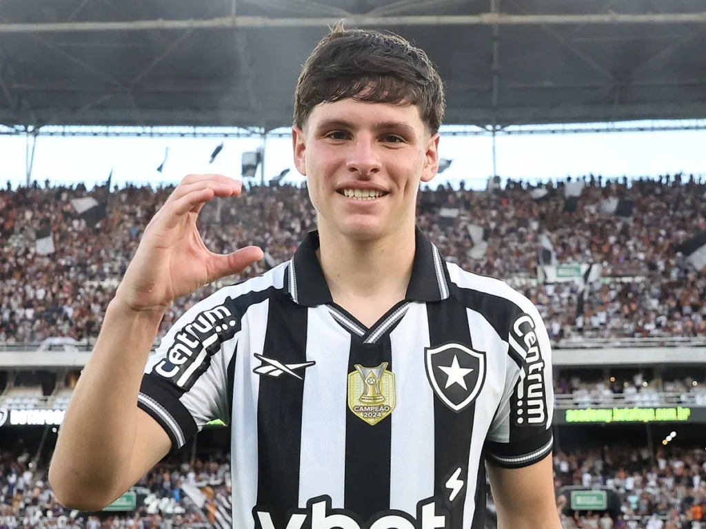 Álvaro Montoro é inscrito pelo Botafogo para a disputa da Copa São Paulo de Juniores; veja detalhes