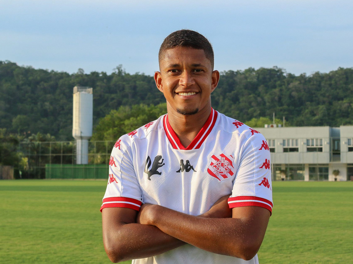 Com ex-Atlético-MG e Cruzeiro, Bangu anuncia pacotão de reforços para o Cariocão 2026