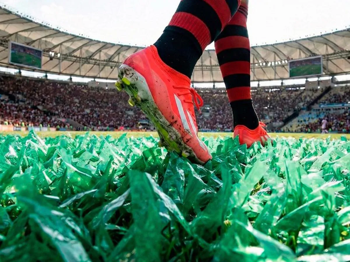 Flamengo apresenta resposta à manifestação favorável a manutenção do gramado sintético no Brasil