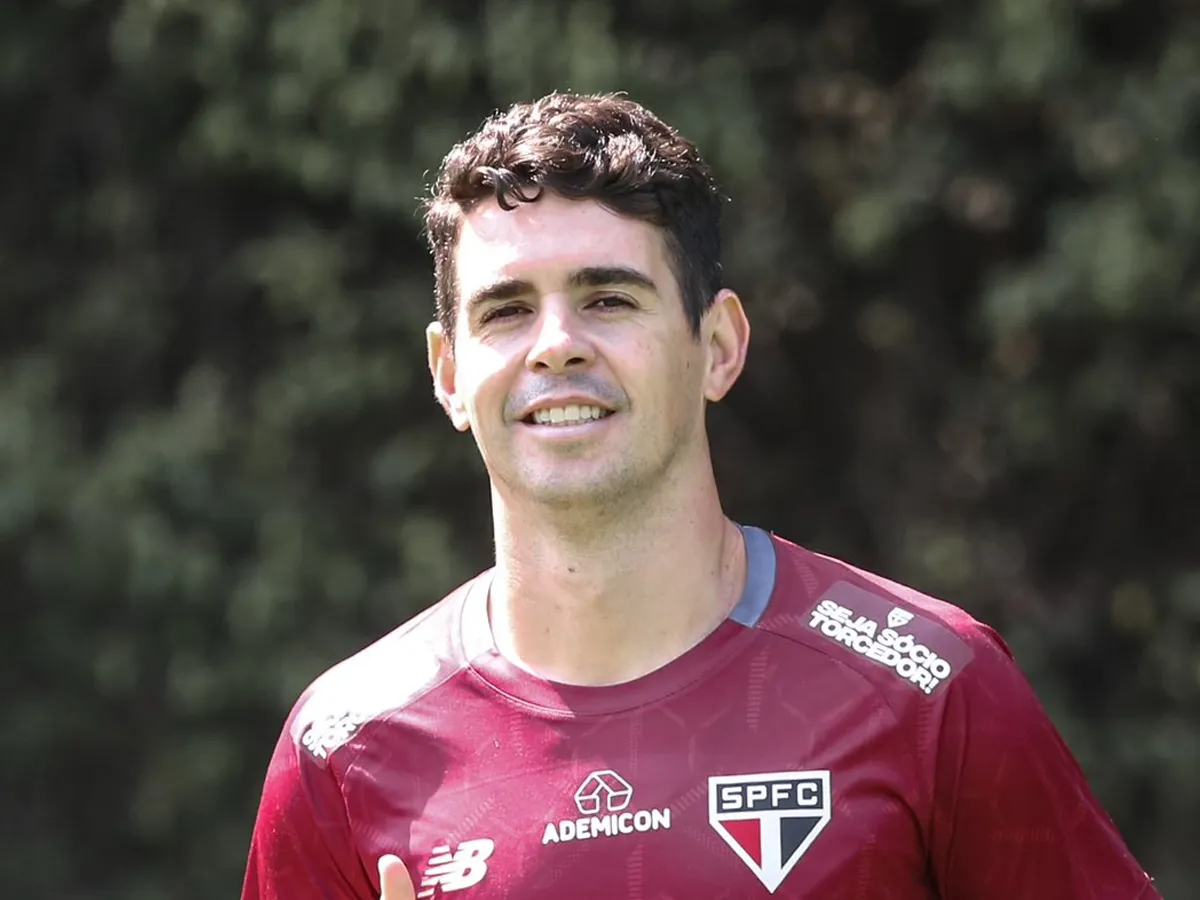 Oscar anuncia aposentadoria do futebol após problema cardíaco; entenda