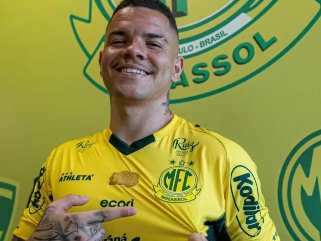 Mirassol apresenta ex-atacante do Real Madrid como reforço
