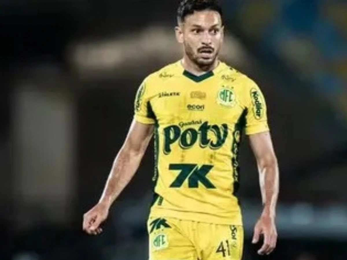 E o Remo? Internacional atravessa e negocia contratação de Yago Felipe