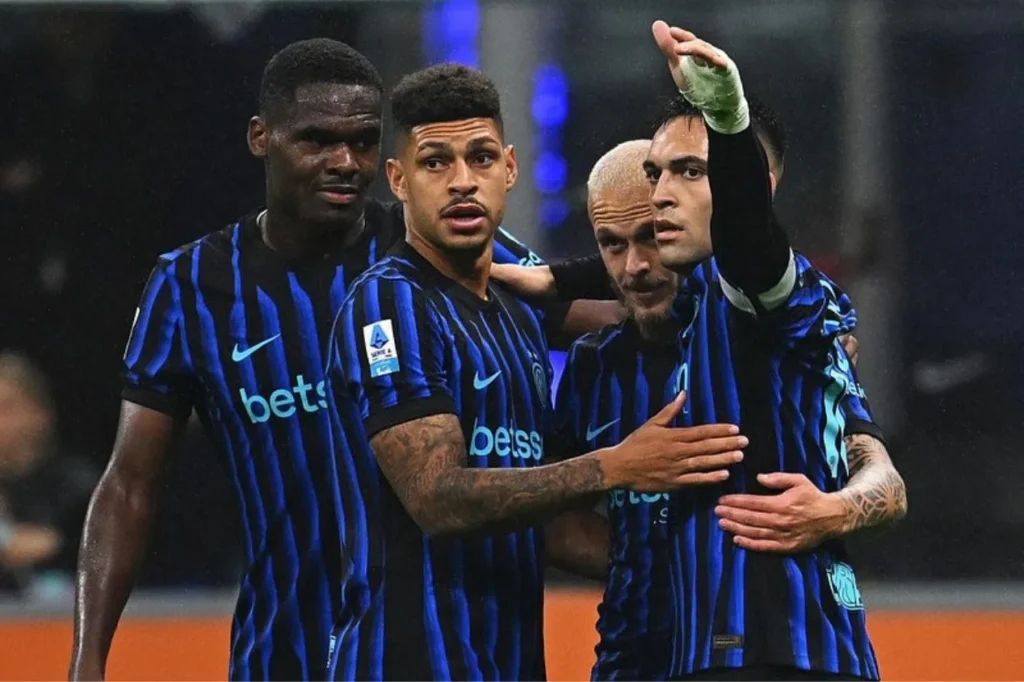 Bournemouth negocia com a Internazionale empréstimo de ex-Botafogo com opção de compra; saiba valor