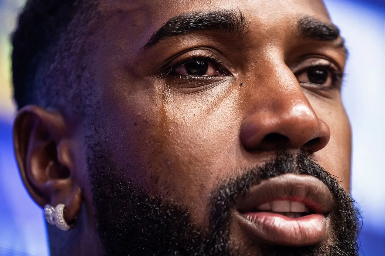 Cruzeiro oferece suporte jurídico a Gerson em ação movida pelo Flamengo