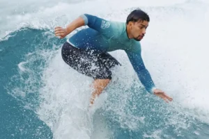 Lucas Paquetá surfista? Meia vira personagem fora de campo antes de retorno ao Flamengo