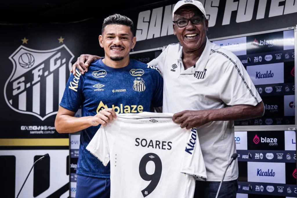 Tiquinho Soares rescinde com Santos fica livre para negociar com Coritiba e Remo; saiba detalhes