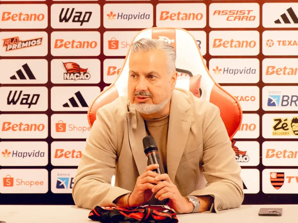 José Boto fala sobre contratações do Flamengo antes de apresentar Vitão: “Não precisamos de revolução”