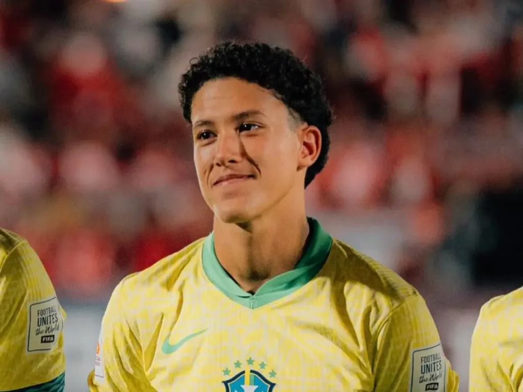 Cruzeiro recusa oferta do Chelsea e blinda joia Filipe de Morais; saiba mais