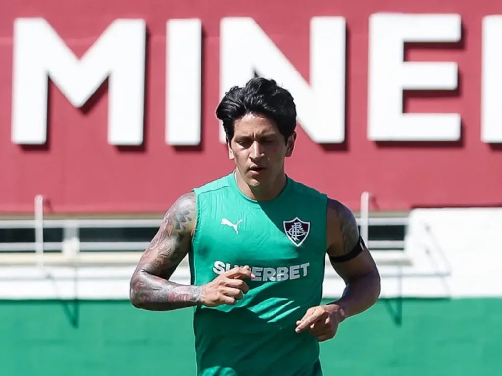 German Cano sofre lesão no joelho e está fora da estreia do Cariocão