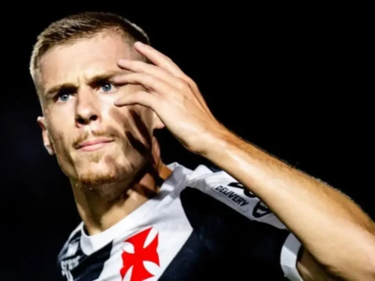 Vasco acerta venda de Maxime Domínguez para o Cracóvia; saiba mais