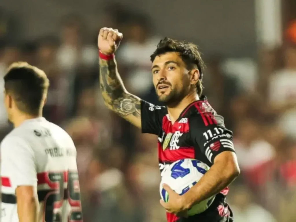 Flamengo viaja com De Arrascaeta e Jorginho para enfrentar o São Paulo; veja quem está dentro