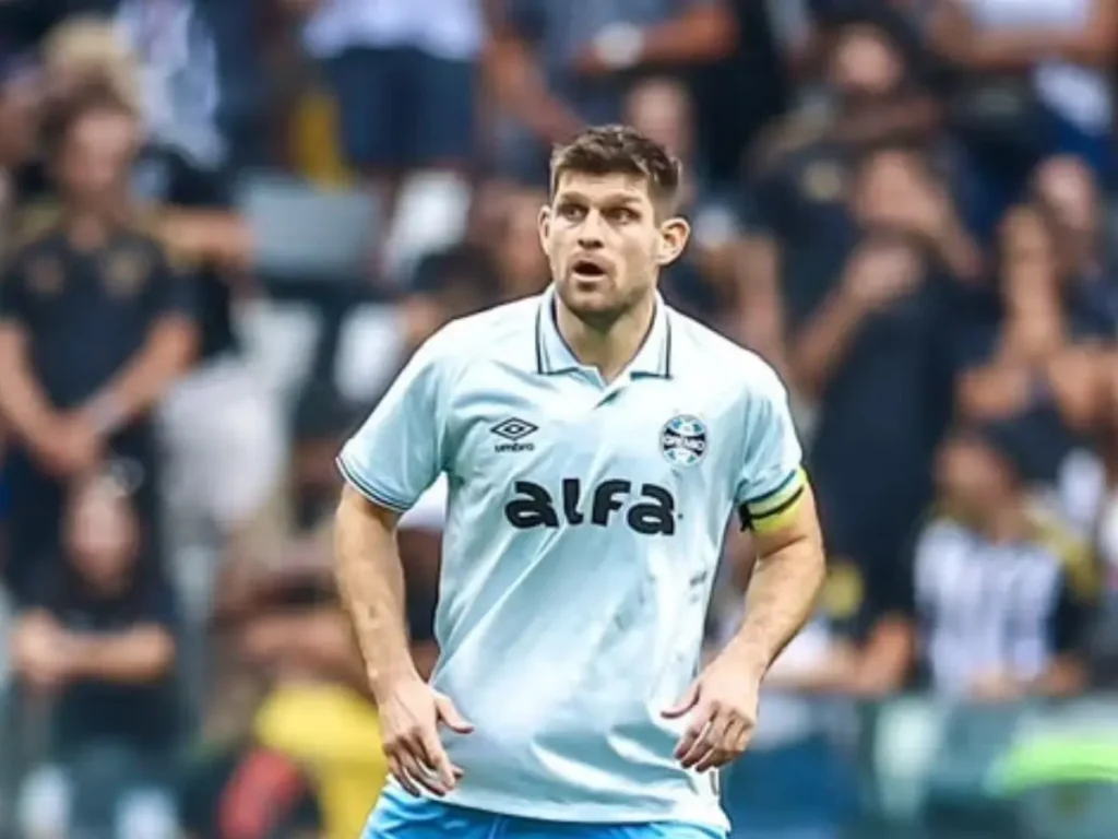 Grêmio: zagueiro Kannemann vira desfalque para Luis Castro: saiba o tempo de recuperação