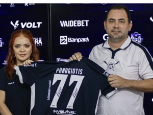 Fatal Model acerta com o Remo