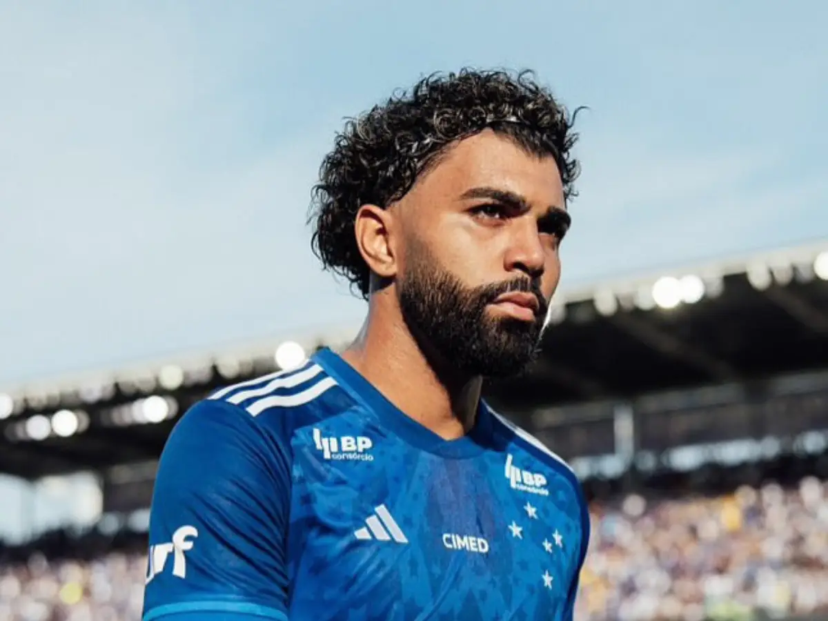 Gabigol acerta com o Santos