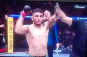 Alex Perez é letal e encerra luta no primeiro round