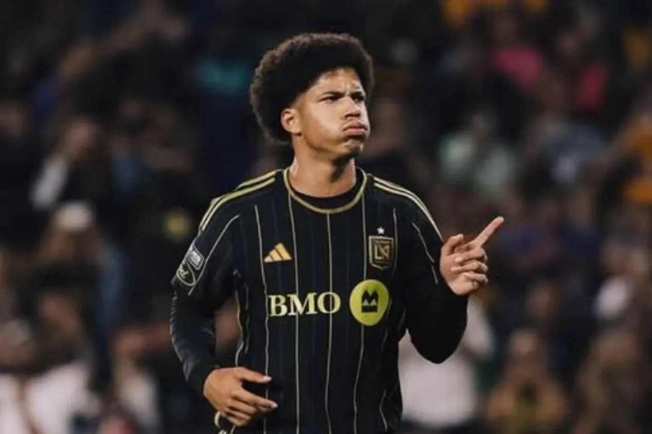 Los Angeles decide valor para negociar atacante com Wolfsburg; saiba detalhes