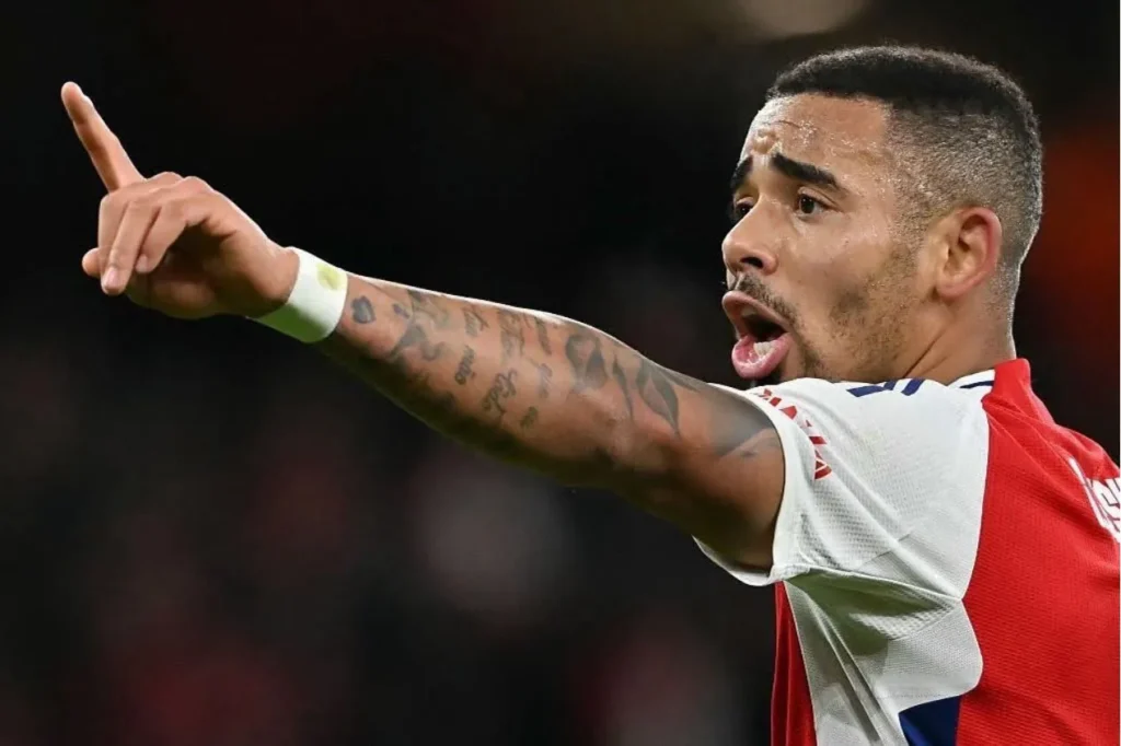 Com Gabriel Jesus como titular, Arsenal vence o Sunderland e amplia vantagem na liderança