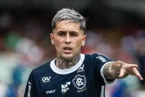 Botafogo acerta venda de Diego Hernández ao Remo; saiba detalhes