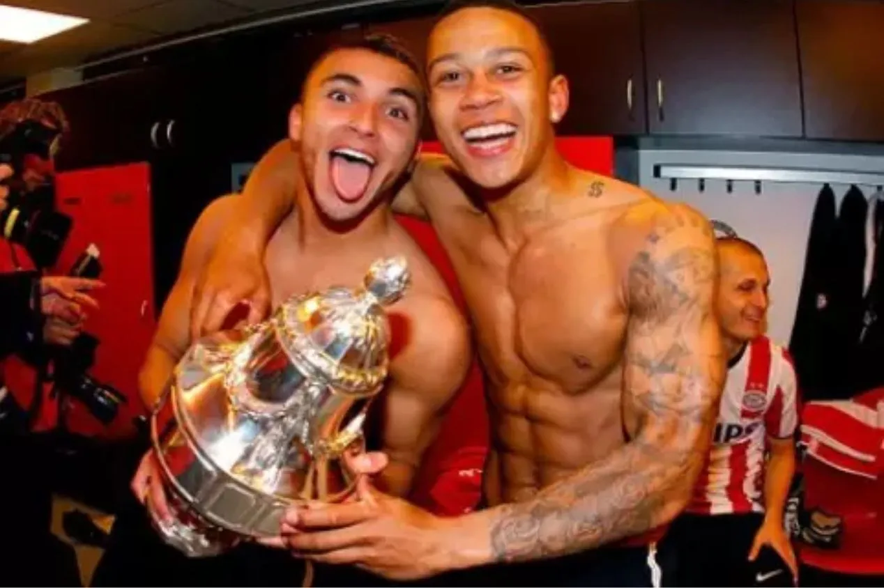 Memphis Depay e Zakaria Labyad: amizade da base influencia reforço no Corinthians