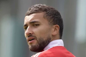 Zakaria Labyad entra para a história como segundo africano do Corinthians
