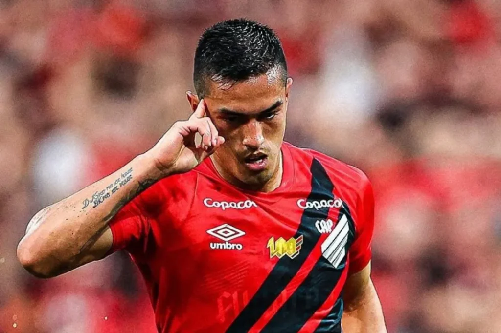 Athletico-PR corre risco de transfer ban da FIFA por dívida envolvendo Tomás Cuello; saiba valor