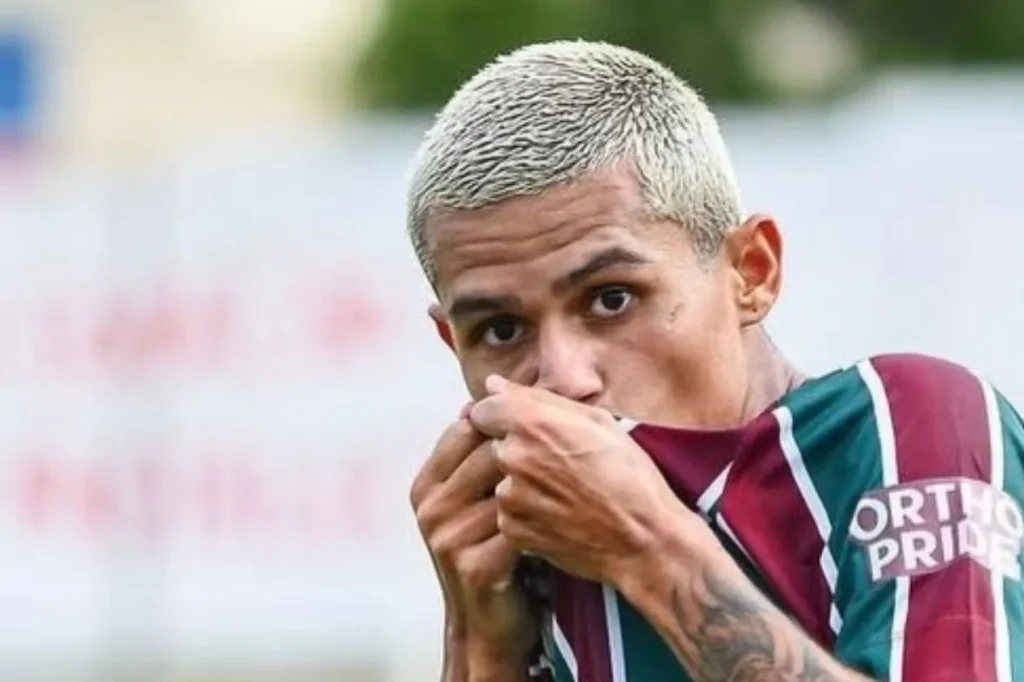 Fluminense libera Luan Brito para clube dos EUA e mantém percentual dos direitos econômicos
