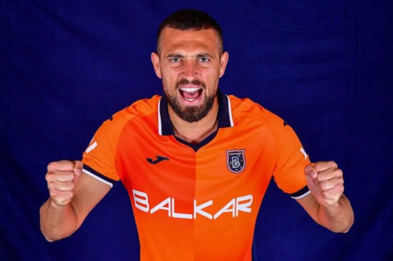 Sem acordo por Nino e Adryelson, Fluminense mira zagueiro do Basaksehir; saiba detalhes